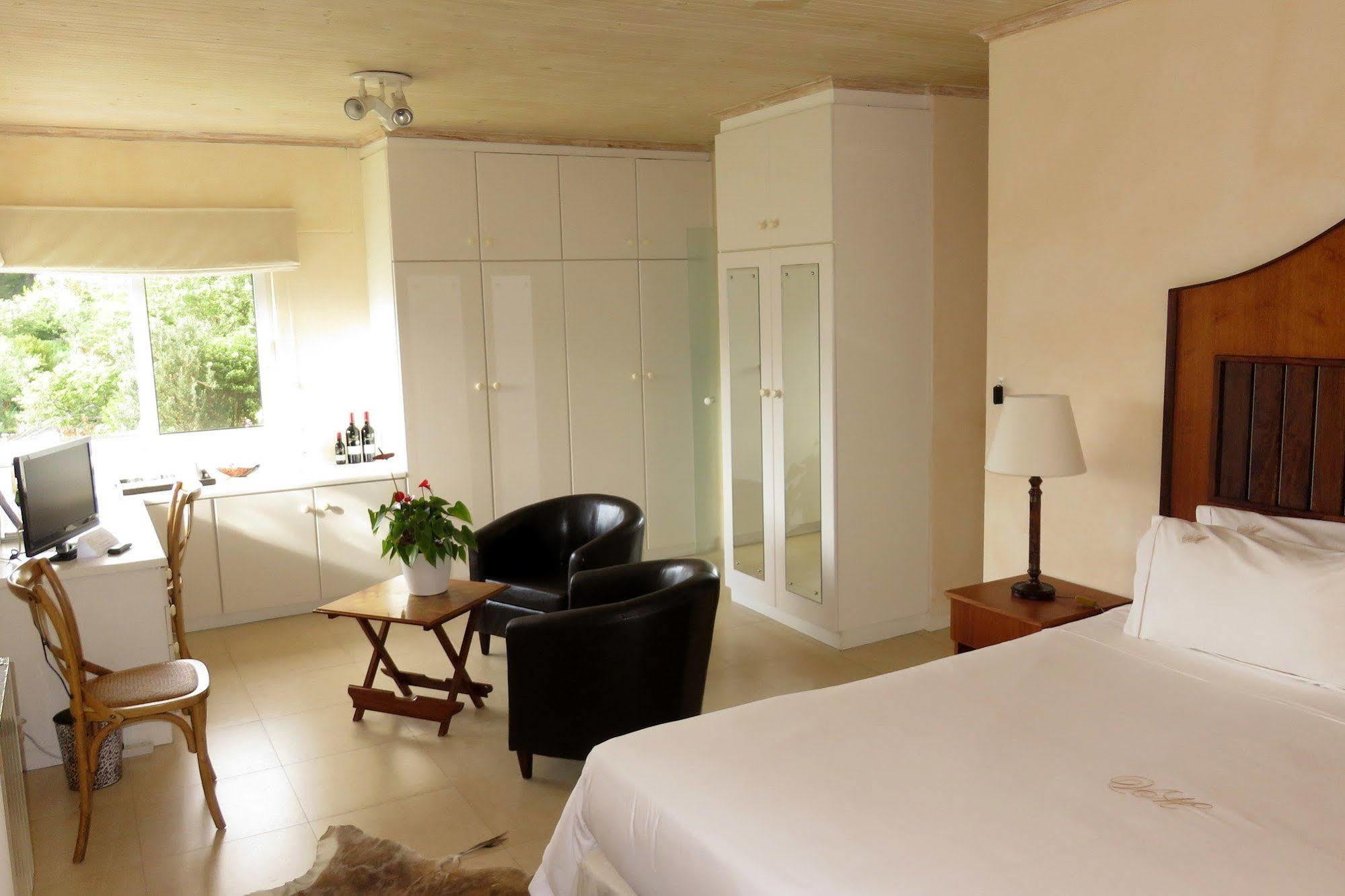 Villa Montebello Константия Екстериор снимка
